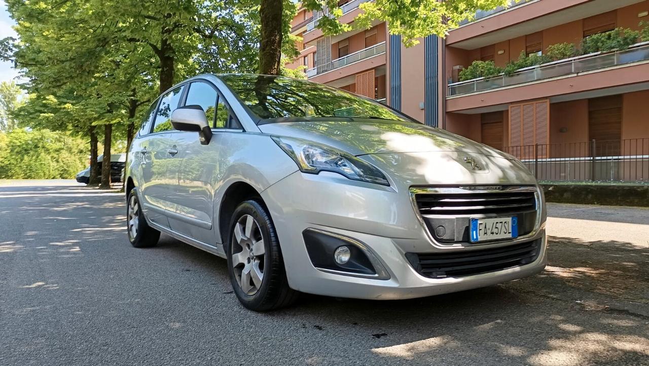 Peugeot 5008 BlueHDi 120 S&S Allure