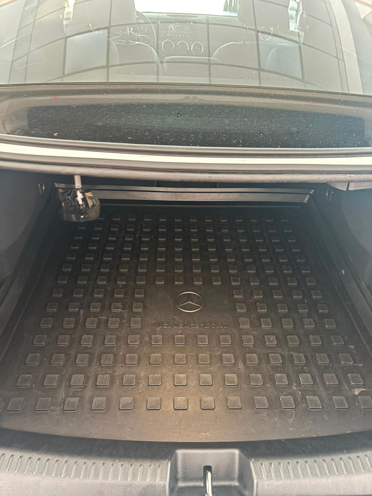 Mercedes-benz CLA 200 Automatic Executive