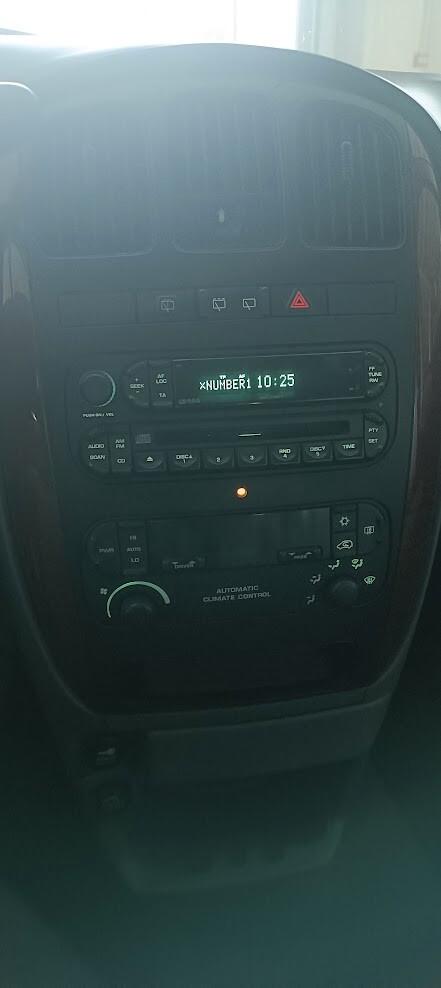 Chrysler Voyager Grand 2.8 CRD cat Limited Auto