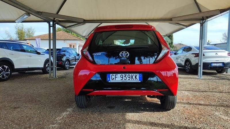 Toyota Aygo 1.0 VVT-i x-play MMT