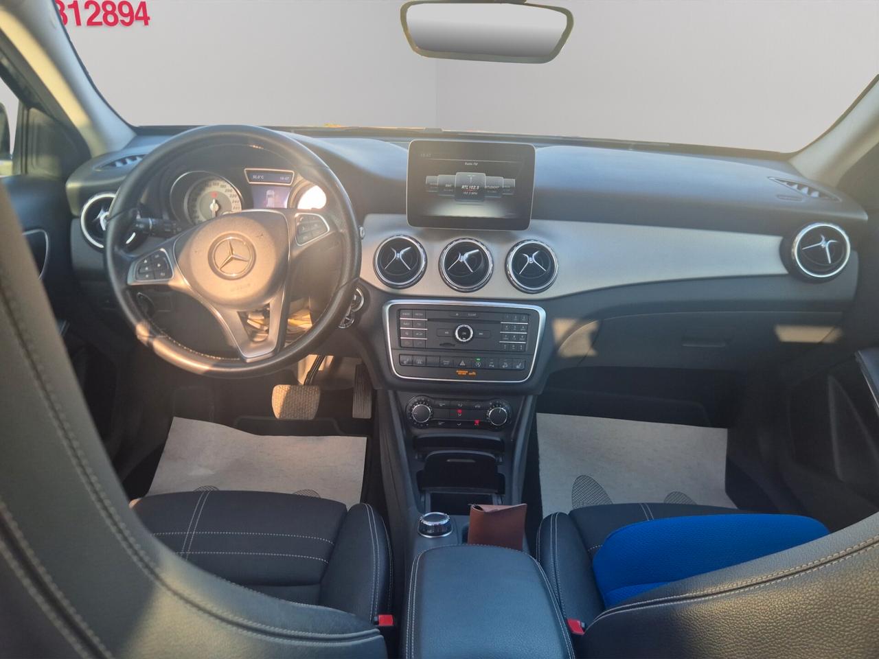 Mercedes-benz GLA 200 d Automatic 4Matic Premium