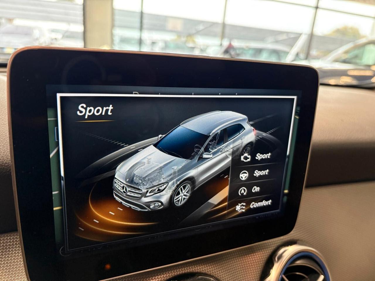 Mercedes-benz GLA 200 d SPORT Automatic