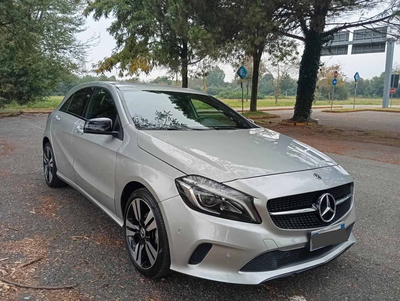 Mercedes-benz A 180 d A180 Automatic Sport Permute