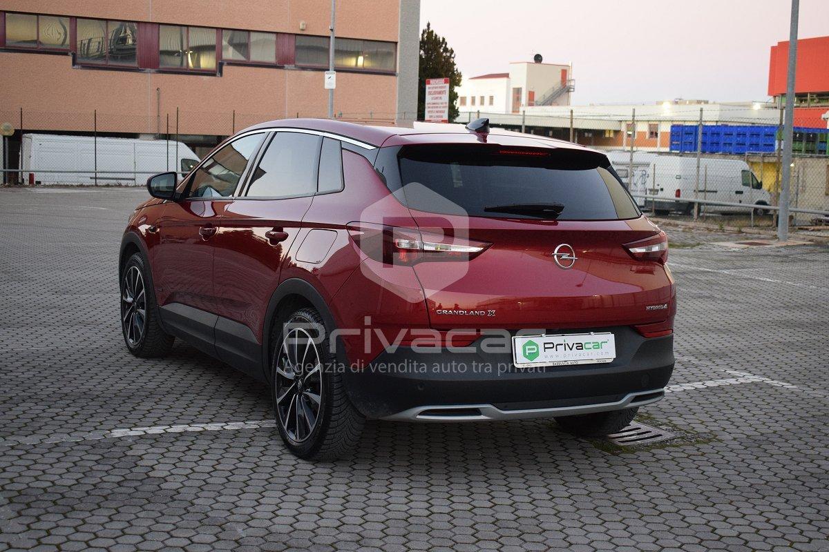 OPEL Grandland X 1.6 Hybrid4 Plug-in aut. AWD