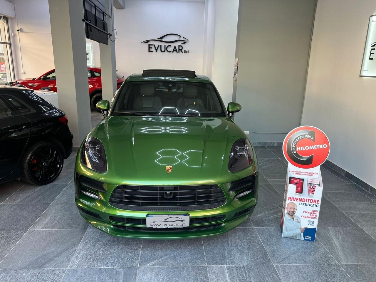 Porsche Macan 2.0 Python Green Iva Esposta