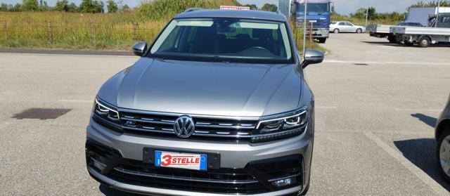 VOLKSWAGEN Tiguan 1.6 TDI SCR Sport R LINE BlueMotion Technology