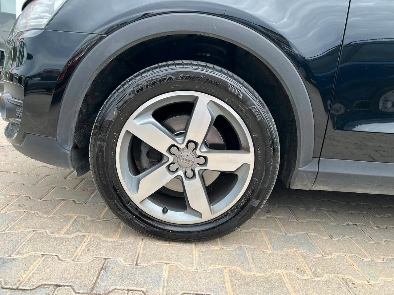 Audi Q3 2.0 TDI quattro S tronic Business