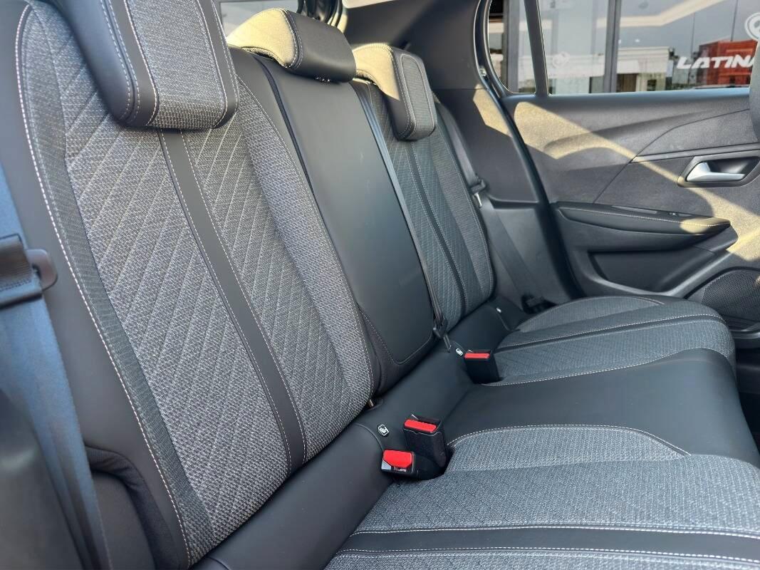 Peugeot 208 1.2 hybrid Allure 110cv AUTOMATICA E CARPLAY