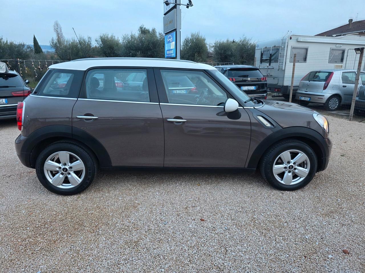 Mini Cooper Countryman 1.6 One D Business XL