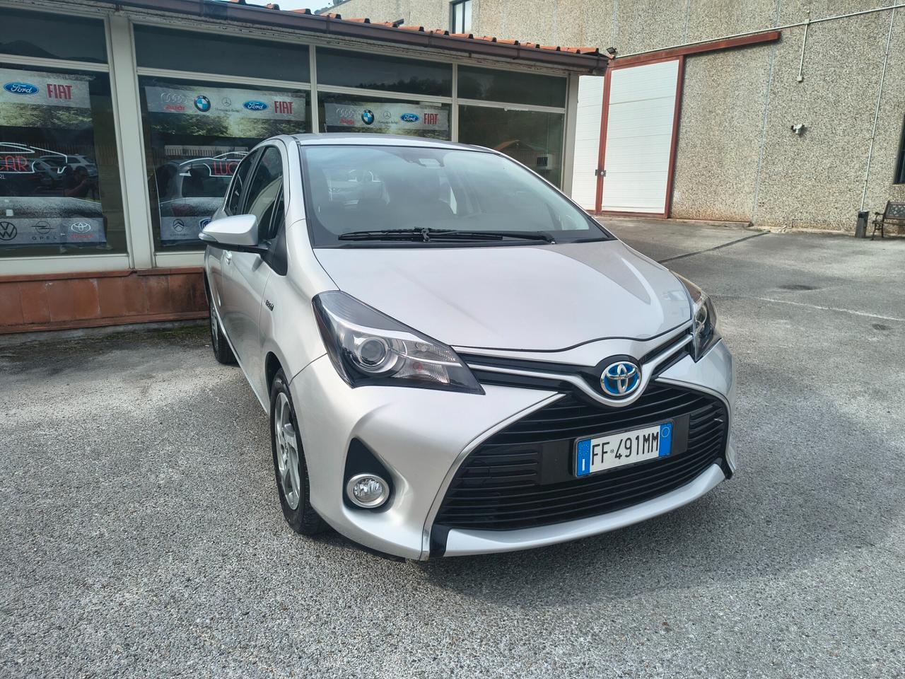 TOYOTA YARIS 1.5 HYBRID 5 PORTE AUTOMATICA