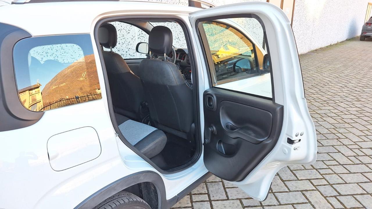 Fiat Panda Cross 0.9 TWIN AIR 4 X 4 NEOPATENTATI