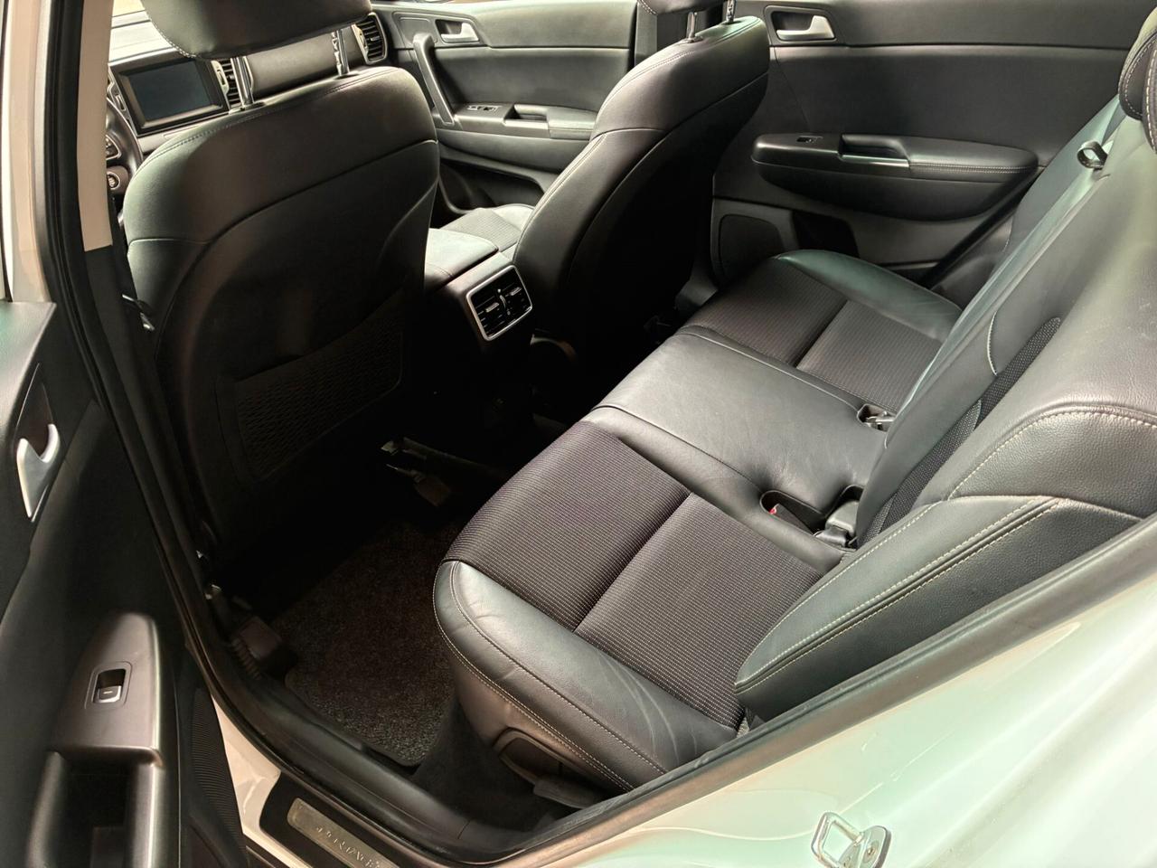 Kia Sportage 1.7 CRDI Full tetto navi-2016