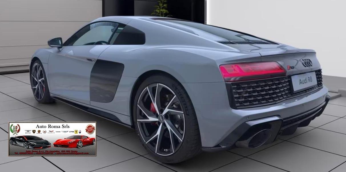 Audi R8 Coupé V10 prestazioni RWD 419 (570) kW (CV) S t