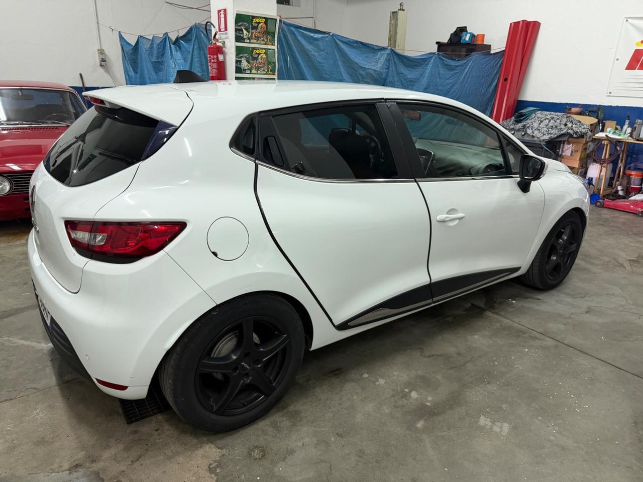 Renault Clio 1.5 dCi 90 cv 5 porte full optional 2018