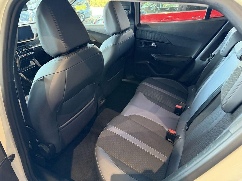 Peugeot 2008 2008 BlueHDi 130 S&S EAT8 Allure