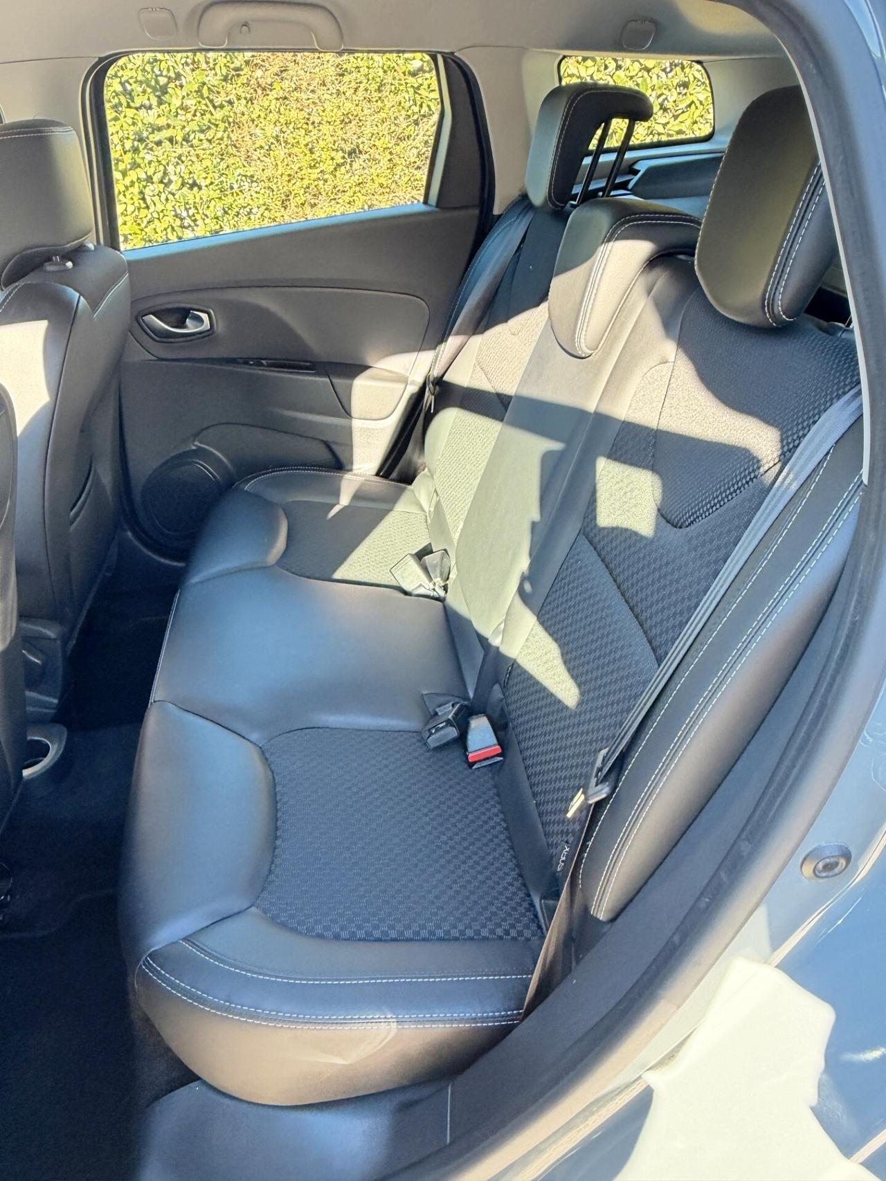 RENAULT CLIO SPORTER 900 TCE - UNICO PROPR. OK NEO PATENTATI