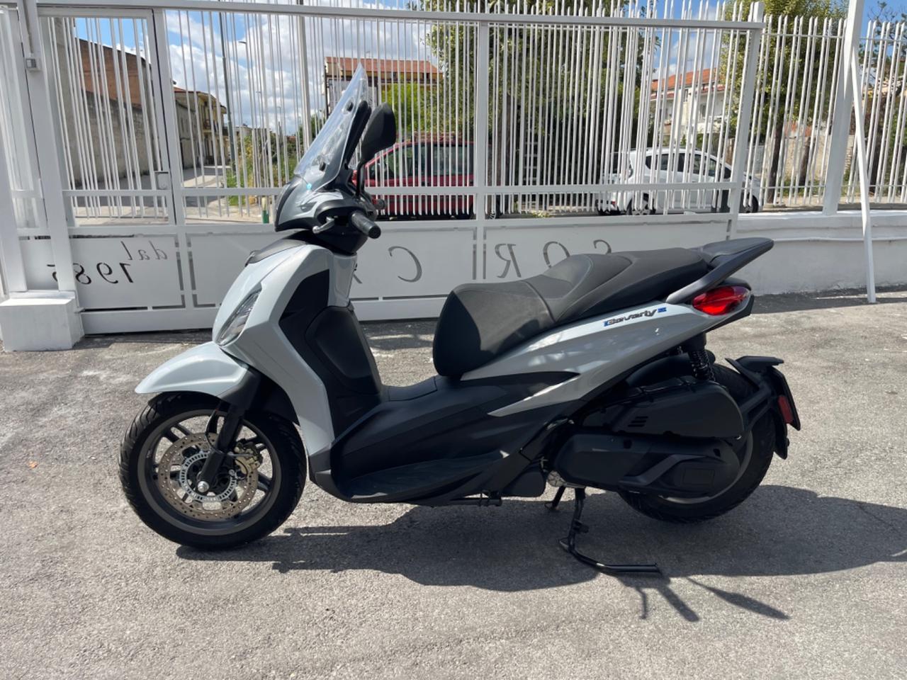 Piaggio Beverly 400 i.e. 400S HPI ANNO 2025 KM 1000 PERFETTO!!!