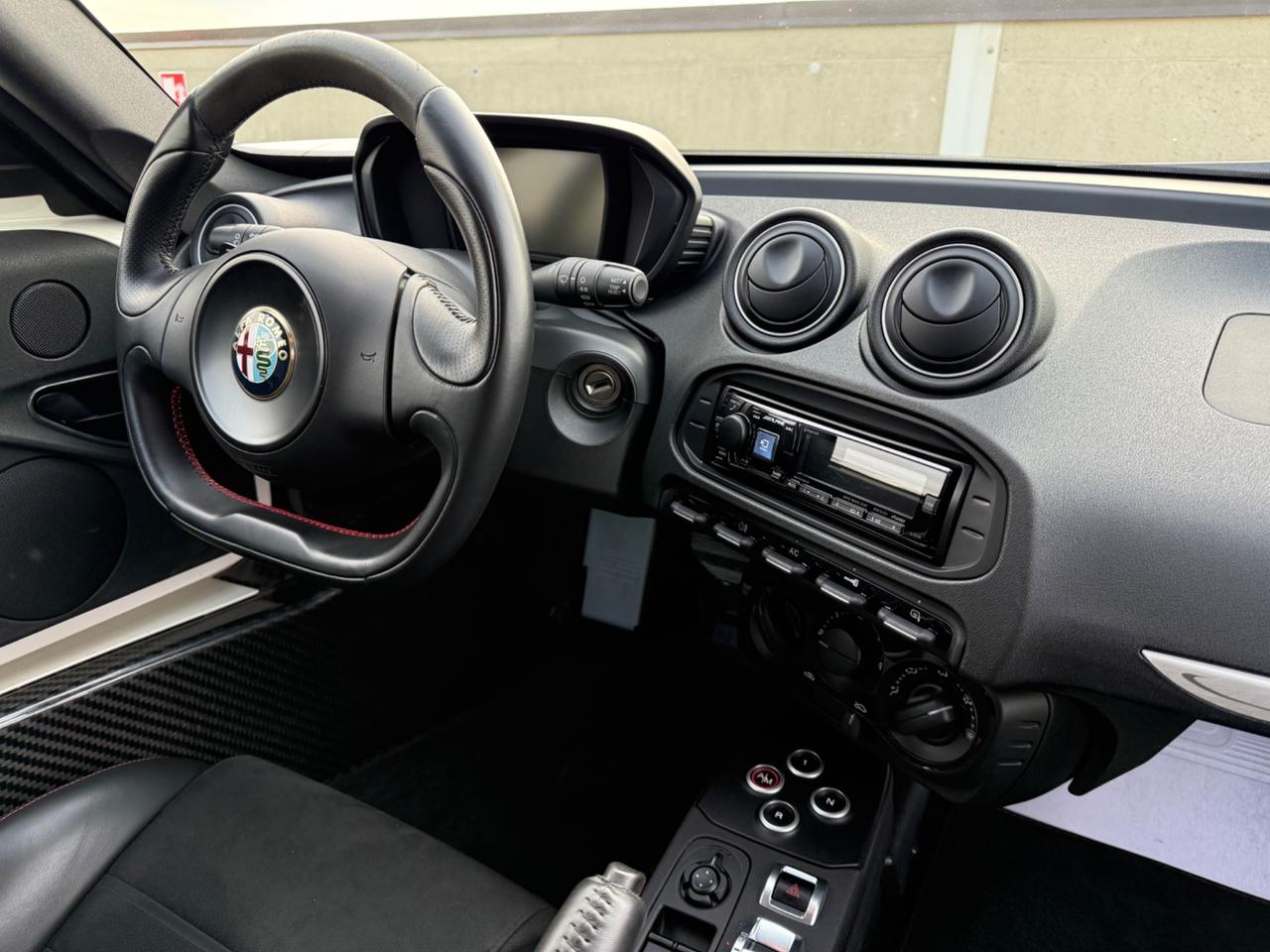 Alfa Romeo 4C TRISTRATO MADREPERLA-SCARICO RACING-CARBONIO