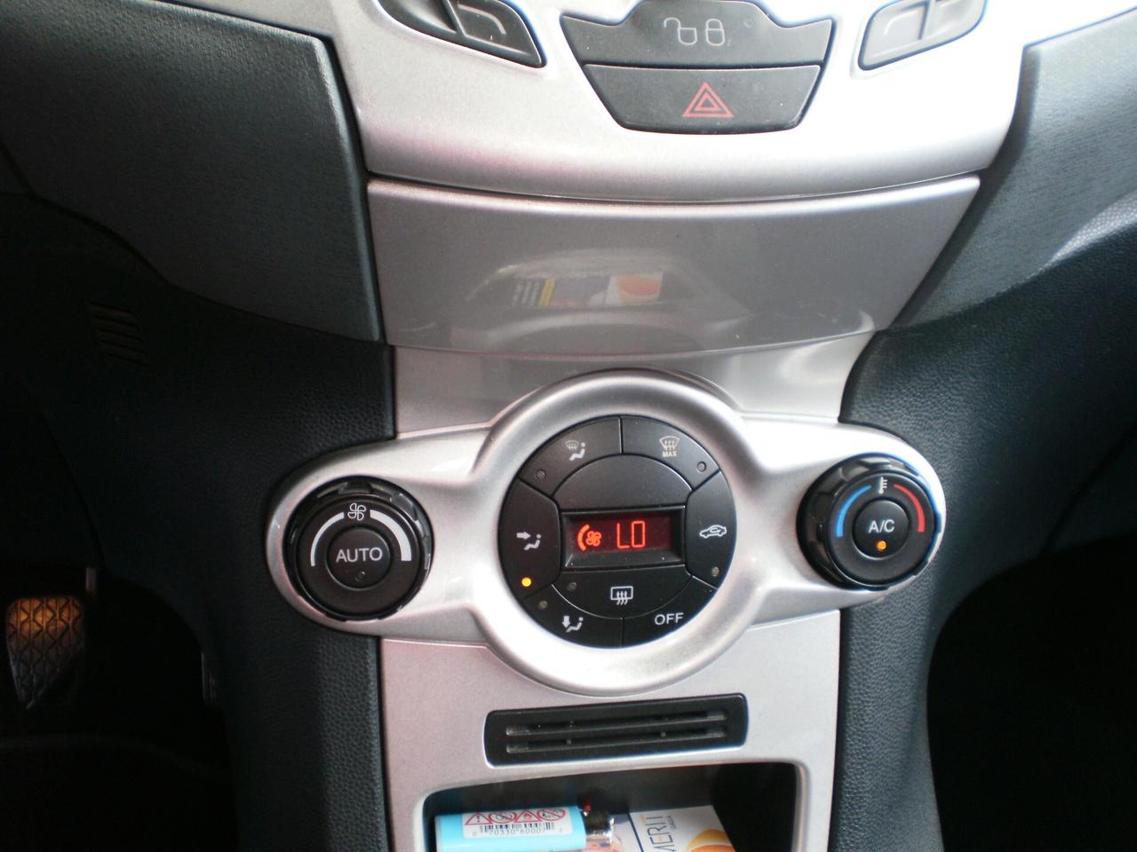Ford Fiesta 1.2 82 CV 5 porte Titanium