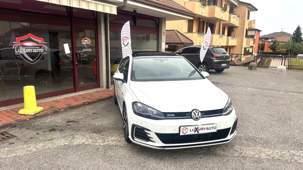 Volkswagen Golf GTE 1.4 TSI Plug-In-Hybrid DSG Hatchback 5-door