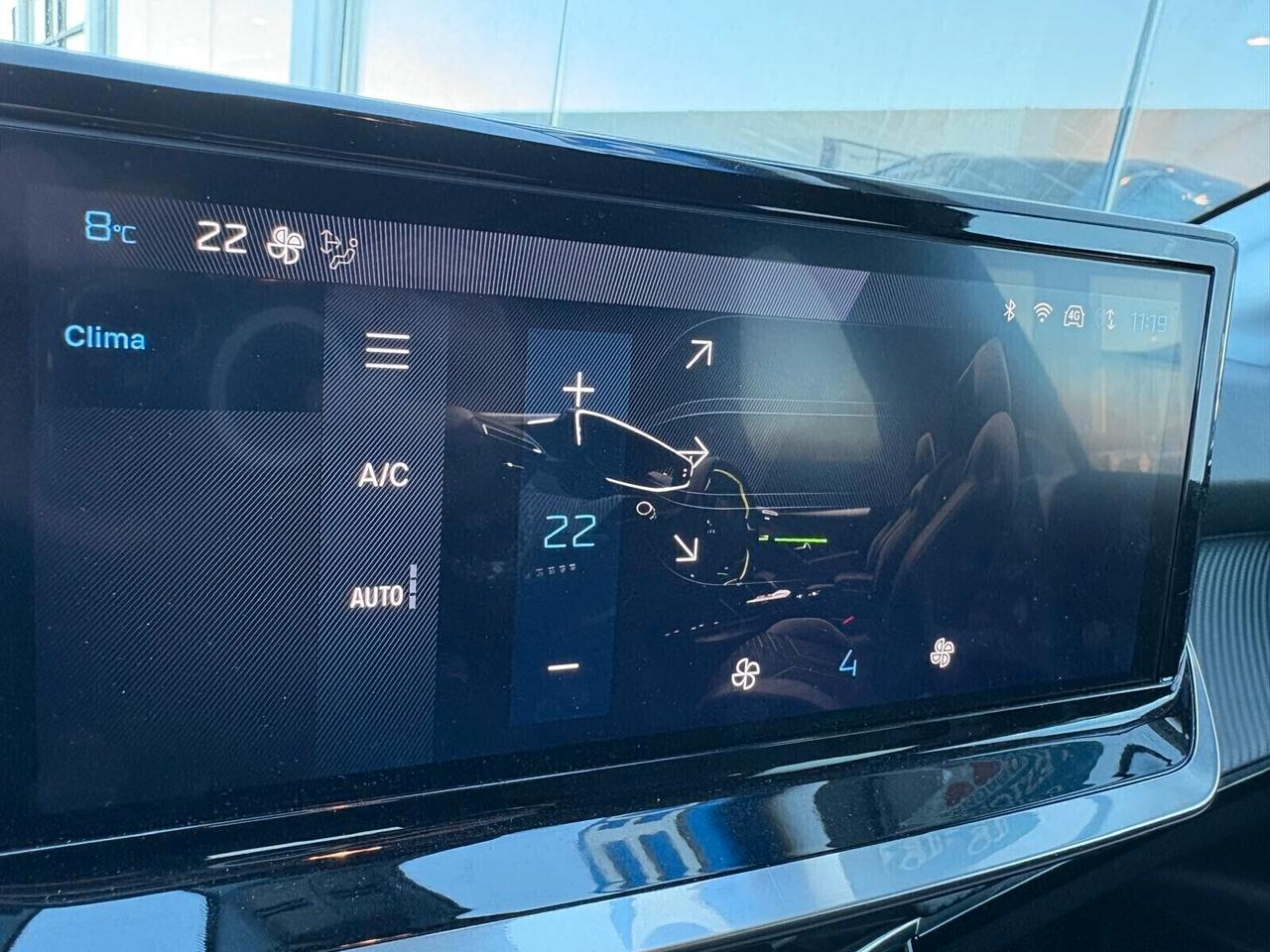 Peugeot 208 ALLURE PureTech 100 5 porte SPOTICAR