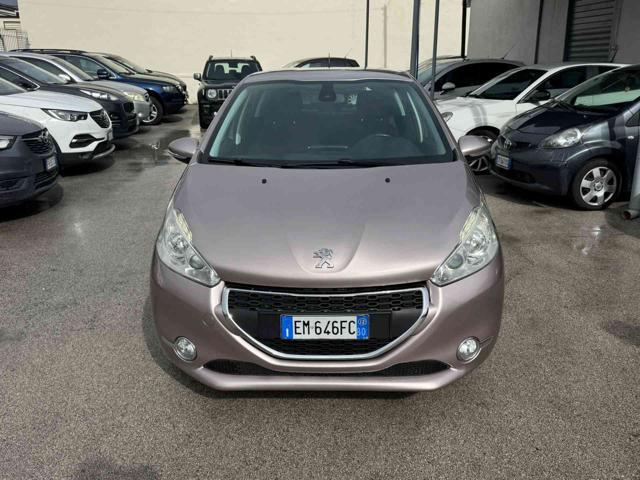 PEUGEOT 208 1.4 95CV Allure