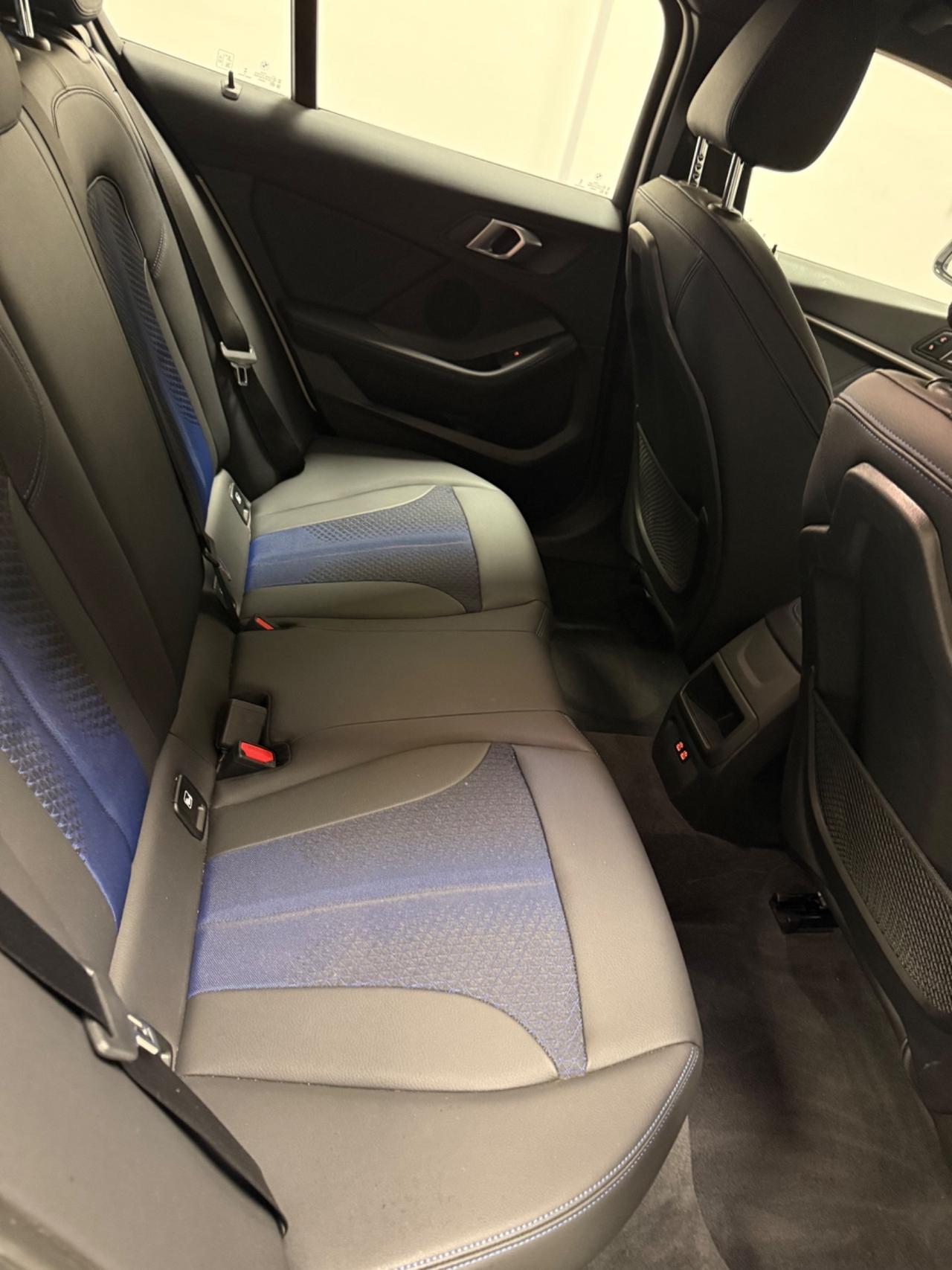 Bmw 118 120d xDrive 5p. Msport