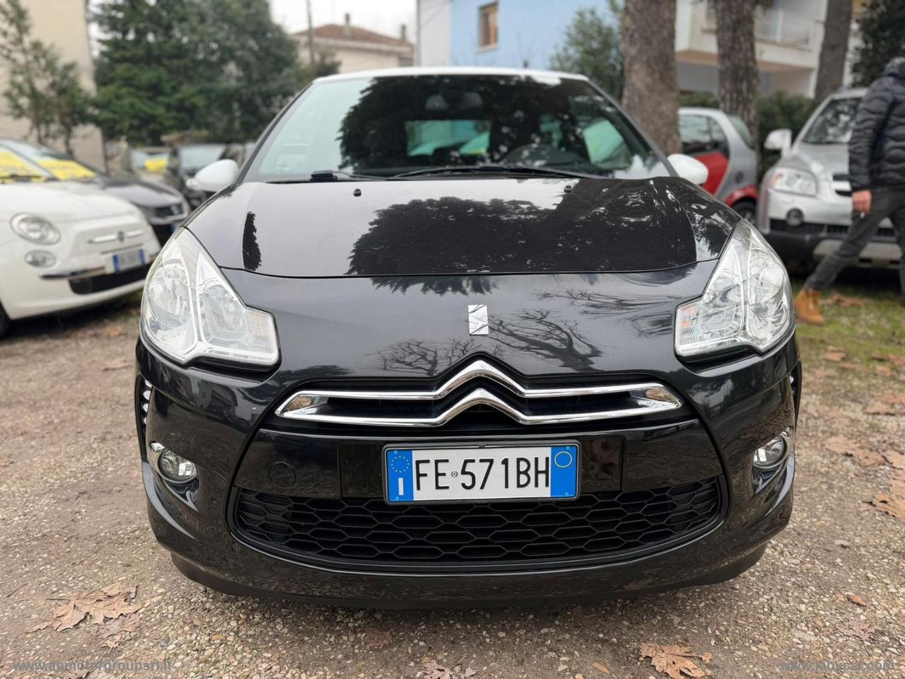 DS AUTOMOBILES DS 3 1.6 THP 155 Just Black