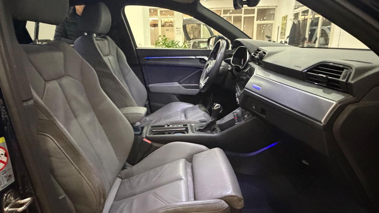 Audi Q3 35 TDI S tronic line edition