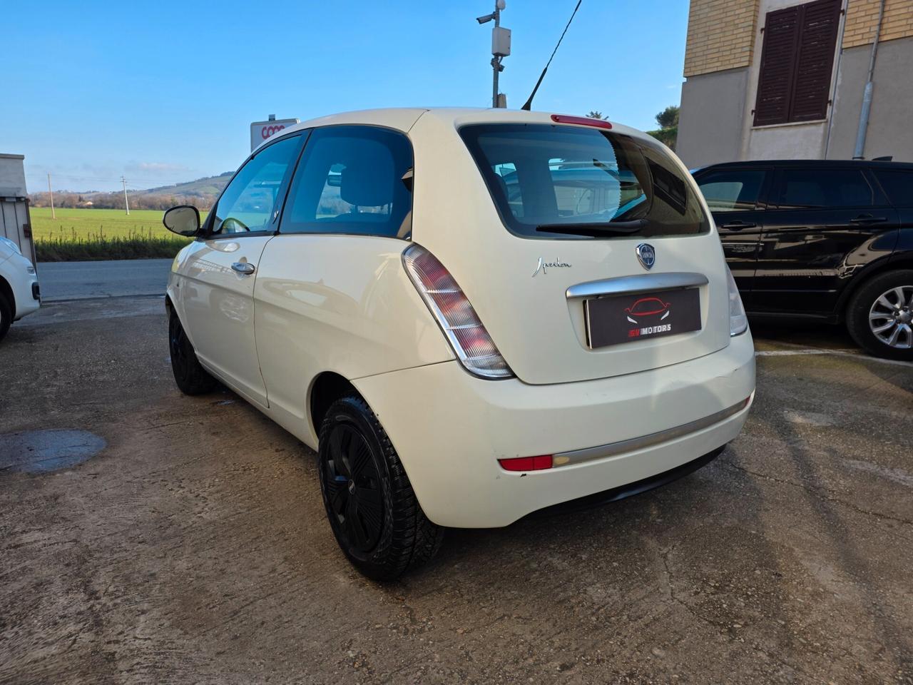 Lancia Ypsilon 1.2 Benzina - NEOPATENTATI
