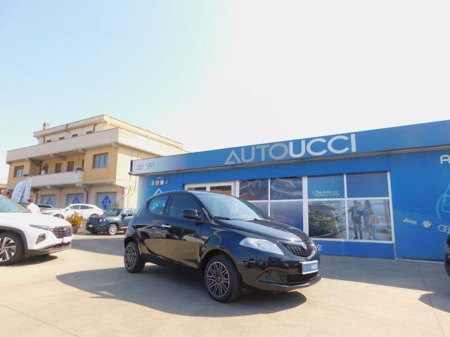 LANCIA Ypsilon 1.0 Hybrid Oro 70 CV Km. 4200 !!!!