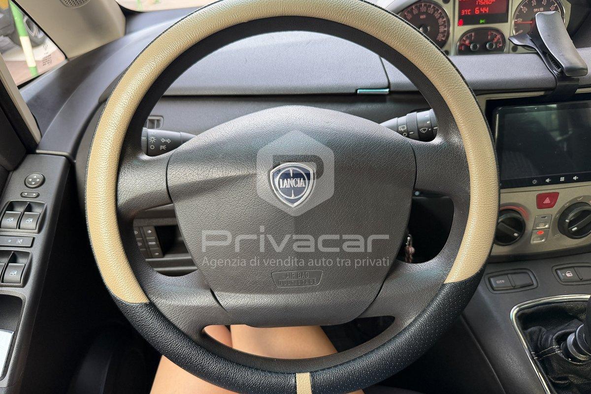 LANCIA Musa 1.4 Argento Ecochic GPL