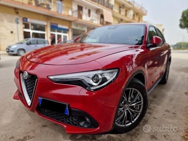 Alfa romeo stelvio 2.2 turbo diesel 180CV AT8