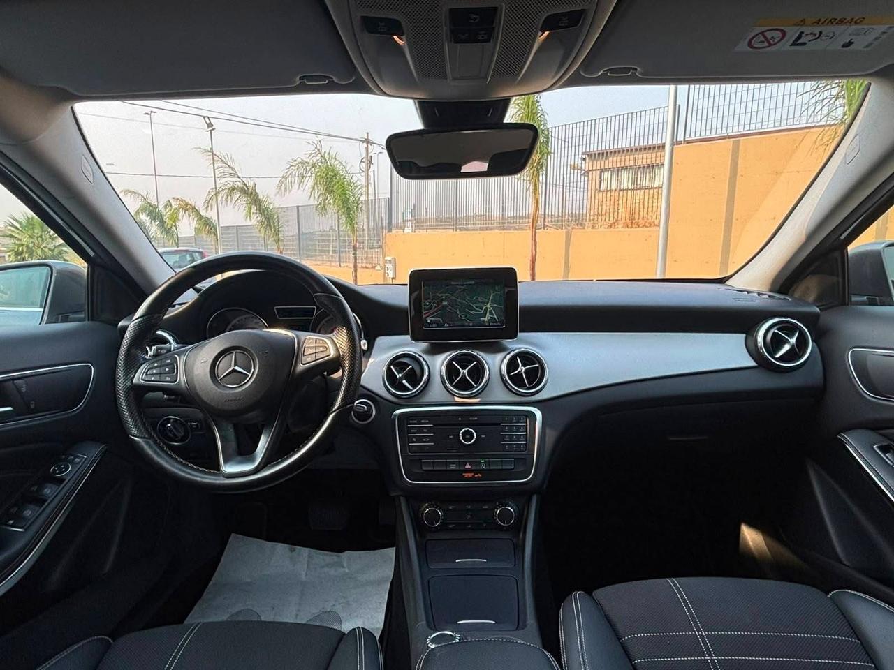 Mercedes-benz GLA 200 d Sport