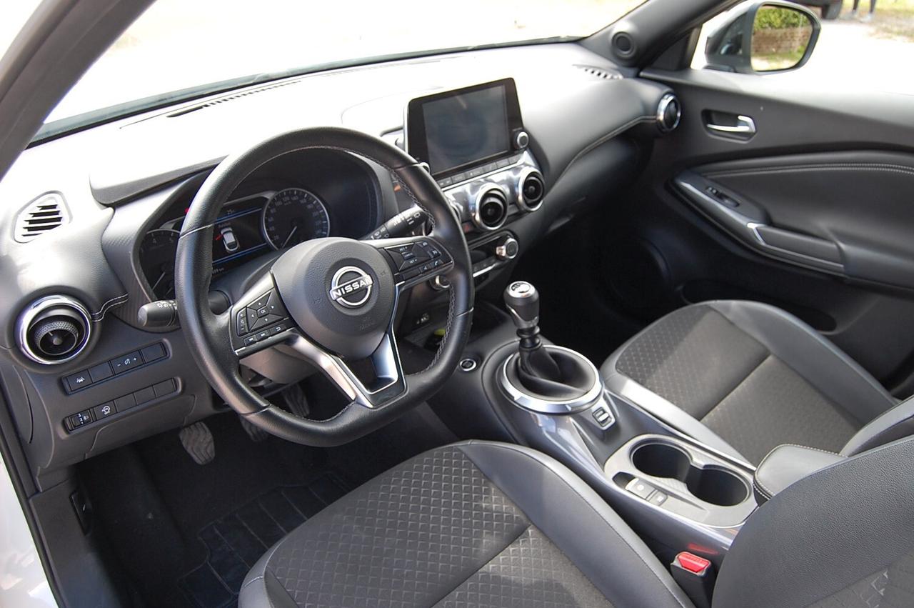 Nissan Juke 1.0 DIG-T 114 CV N-Connecta