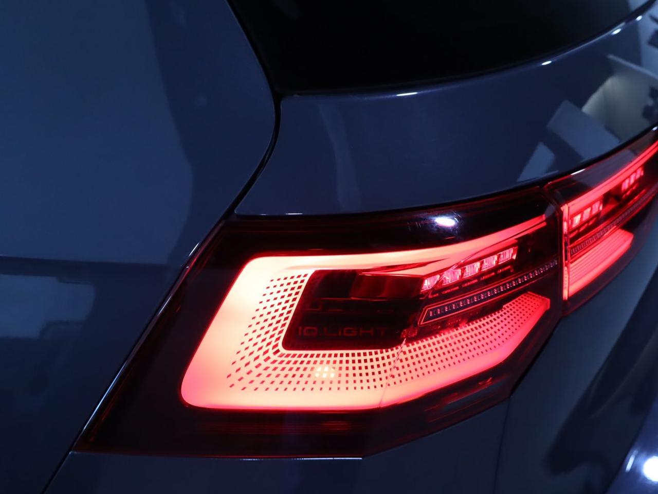 Volkswagen Golf GTI Ultimate 2.0 TSI GTI #10253