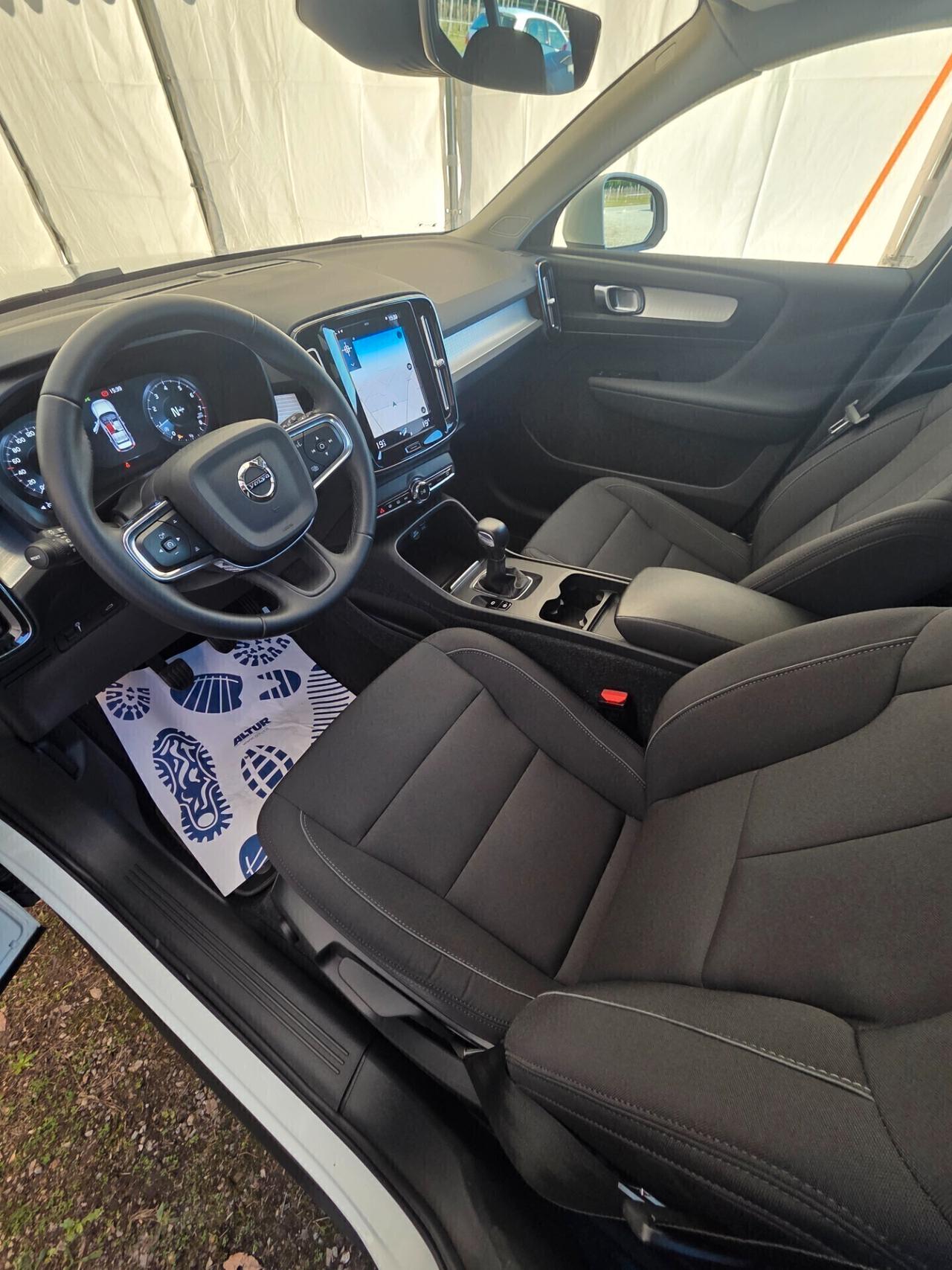 Volvo XC40 T2 Business FINANZIABILE