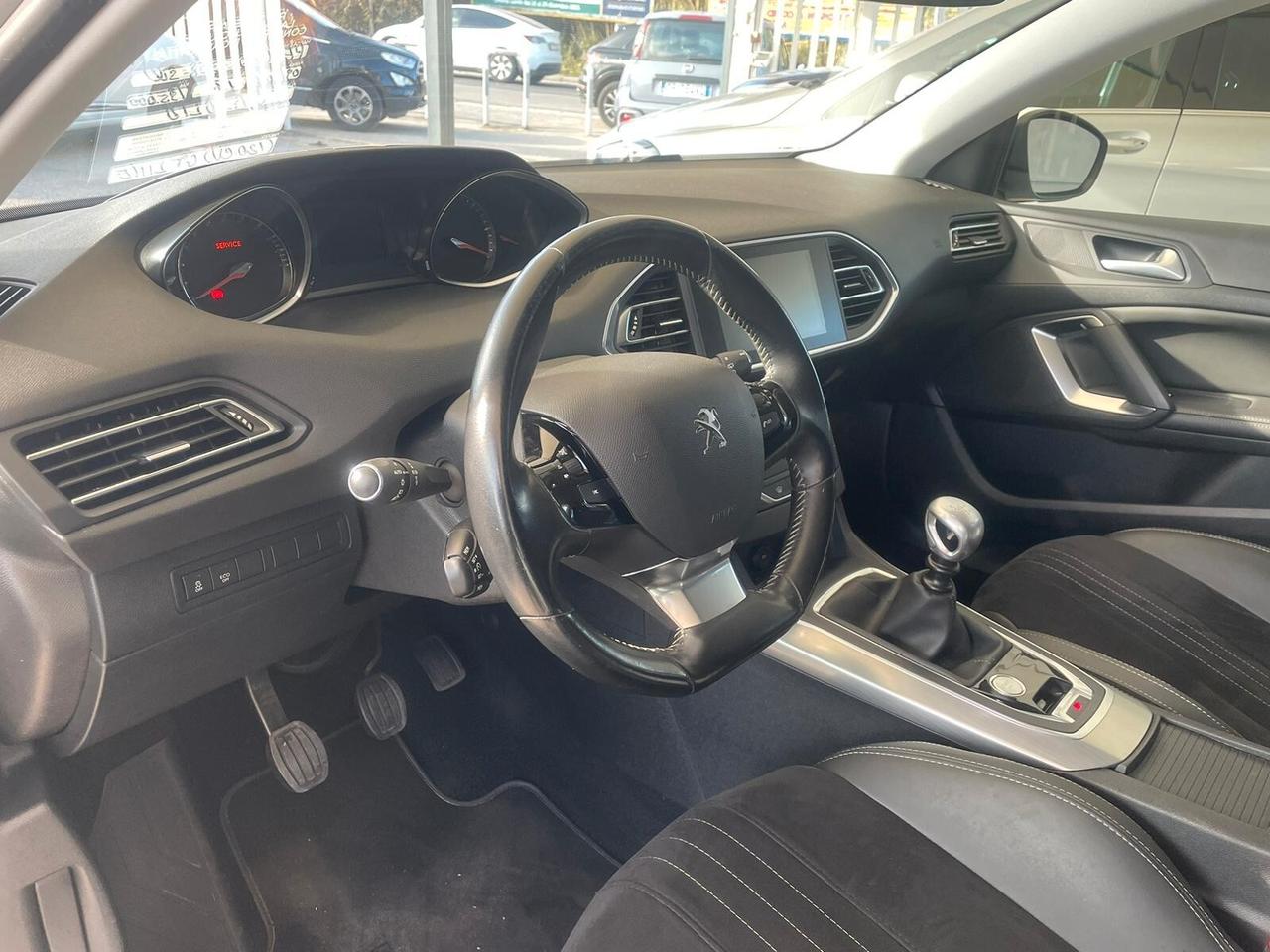 Peugeot 308 BlueHDi 120 S&S SW Allure