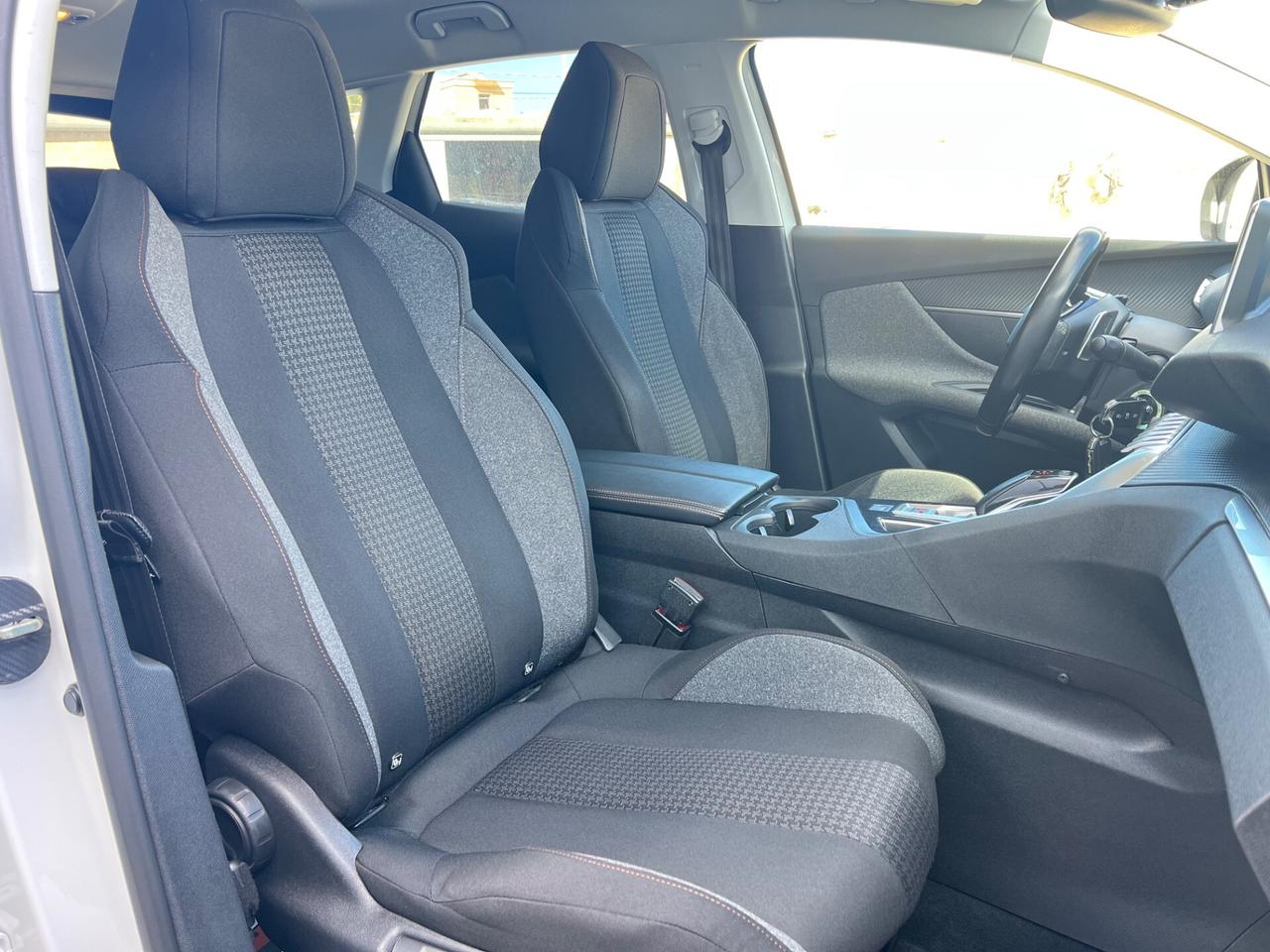 Peugeot 3008 1.5 BlueHDi 130 EAT8