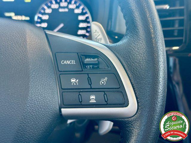 MITSUBISHI Outlander 2.2 DI-D 4WD Instyle *7 POSTI*TETTO*ACC*