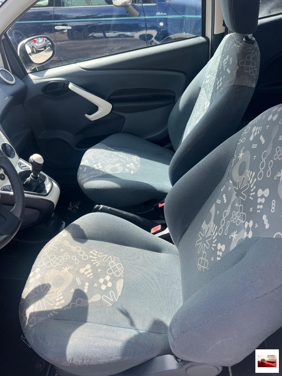 FORD - Ka - + 1.2 8V 69 CV Titanium