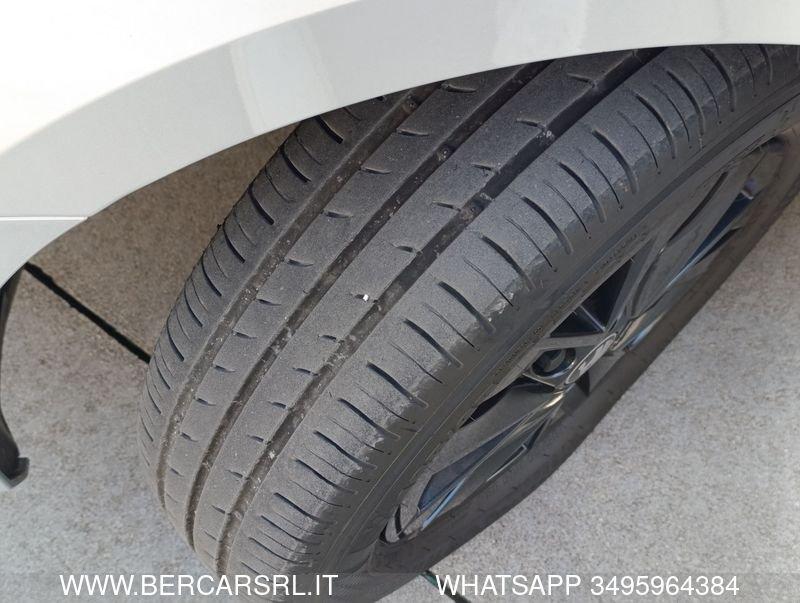 Skoda Fabia Fabia 1.0 TSI 95 CV Young Edition*DIGITAL COCKPIT*TELECAMERA POST*PDC*