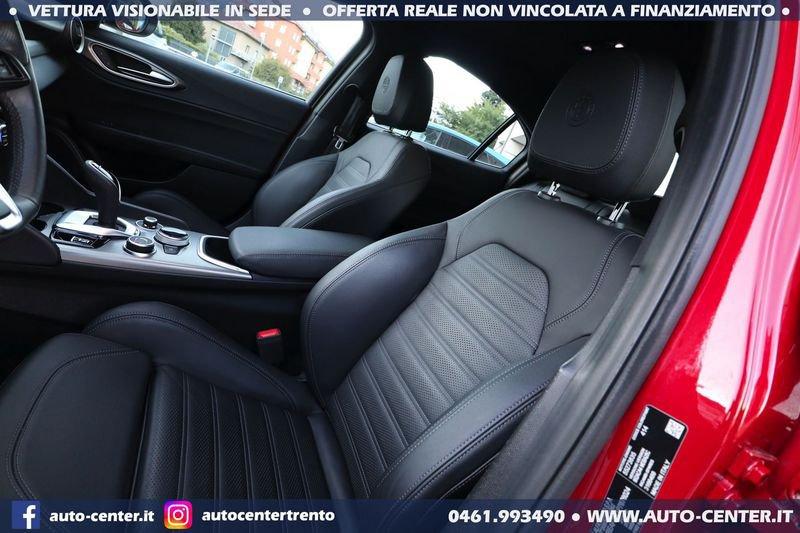 Alfa Romeo Giulia 2.0 Turbo 280CV AT8 AWD Q4 Veloce
