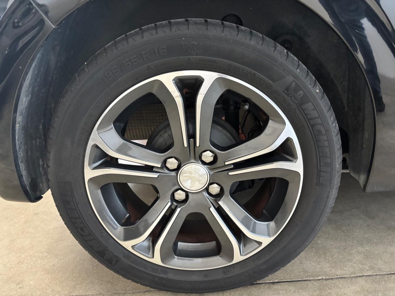 Peugeot 208 1.4 HDi Allure |OK NEOPATENTATI |