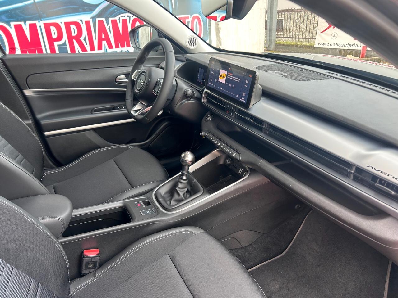 Jeep Avenger 1.2 Turbo 100 CV Summit