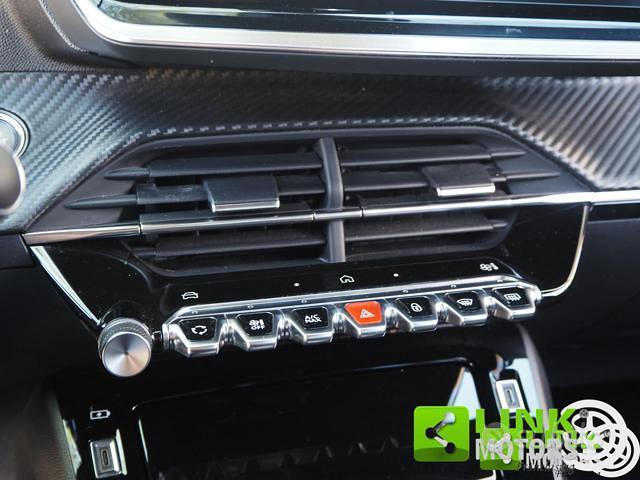 PEUGEOT 2008 1.5 HDI ALLURE EAT8