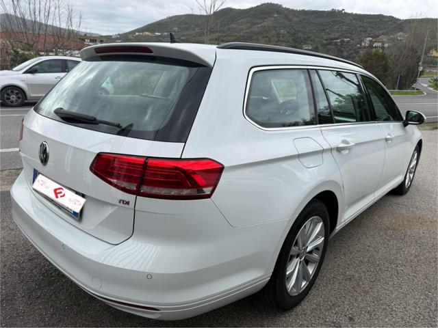 VOLKSWAGEN Passat Variant 1.6 TDI SCR DSG Business BMT