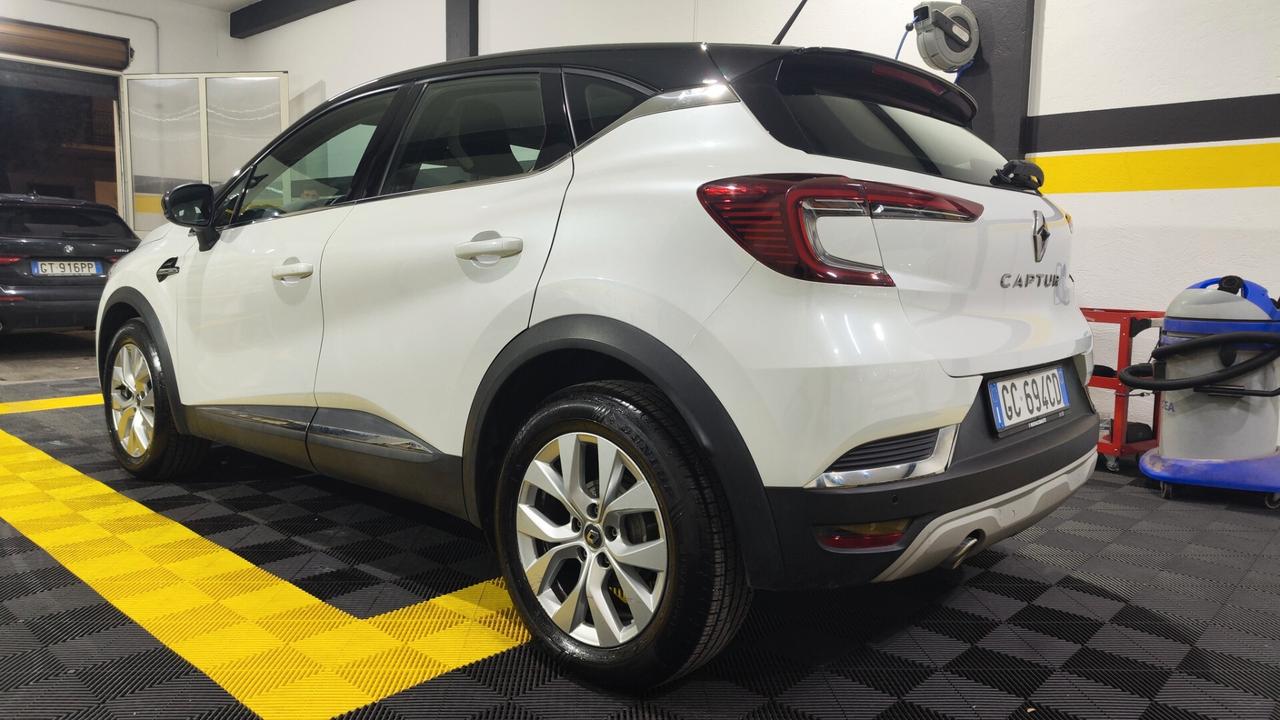 Renault Captur Blue dCi 95 CV Intens