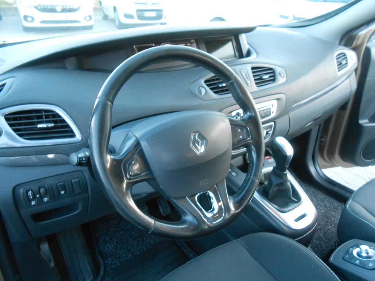 Renault Scenic XMod 1.5 dCi 110CV Limited