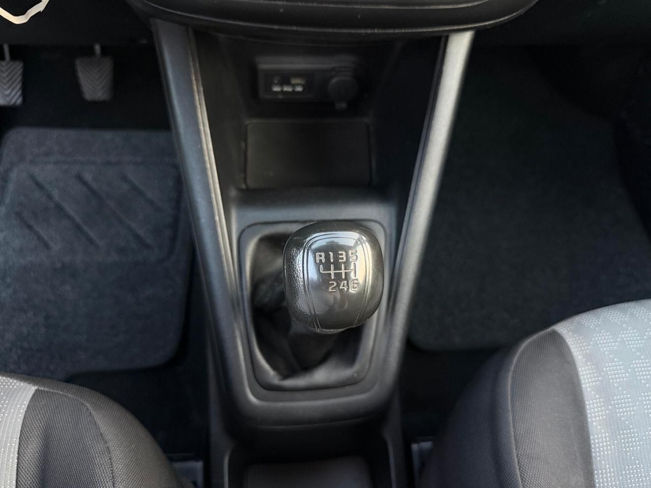 Kia Venga 1.4 CRDi 90CV Cool